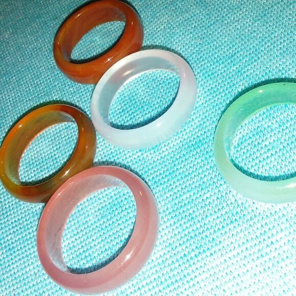 5 different stone band rings - Picture 6 of 8